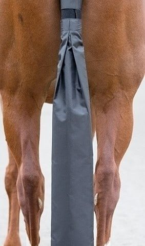 Shires Tail Guard With Detachable Bag
